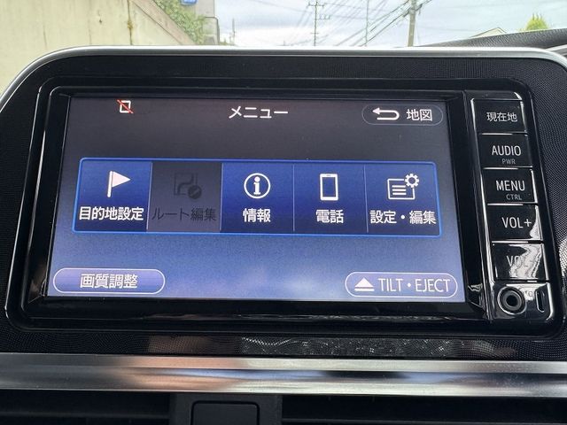 TOYOTA SIENTA HYBRID 2017