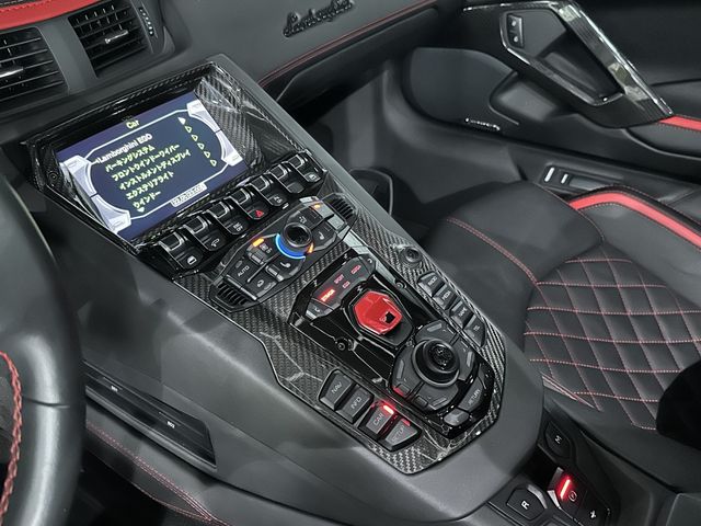 LAMBORGHINI LAMBORGHINI Aventador Roadster 2019