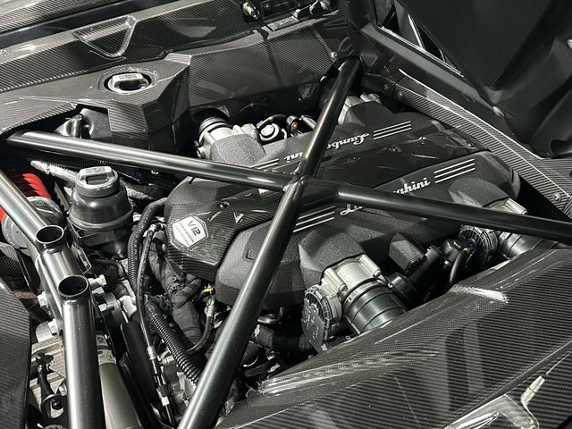 LAMBORGHINI LAMBORGHINI Aventador Roadster 2019