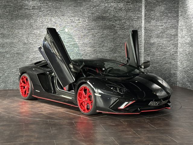 LAMBORGHINI LAMBORGHINI Aventador Roadster 2019