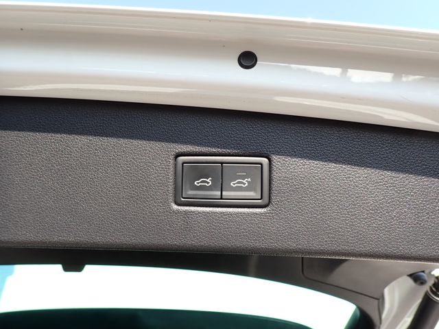 VOLKSWAGEN VOLKSWAGEN TIGUAN 2018