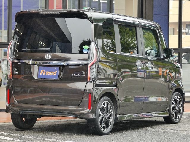 HONDA N BOX CUSTOM 2020