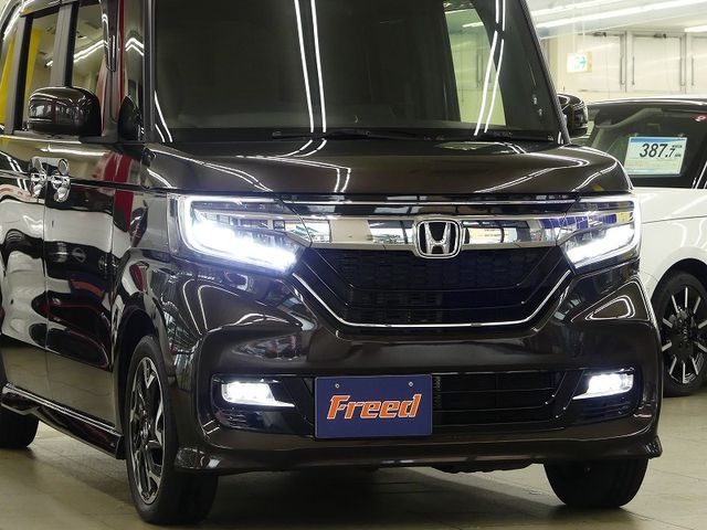 HONDA N BOX CUSTOM 2020