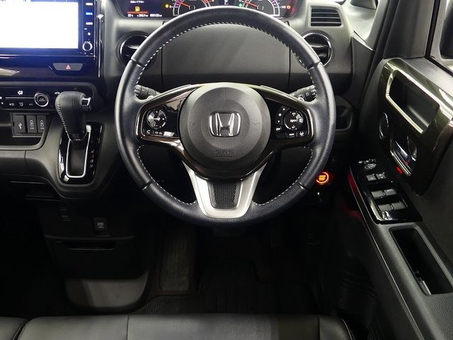 HONDA N BOX CUSTOM 2020