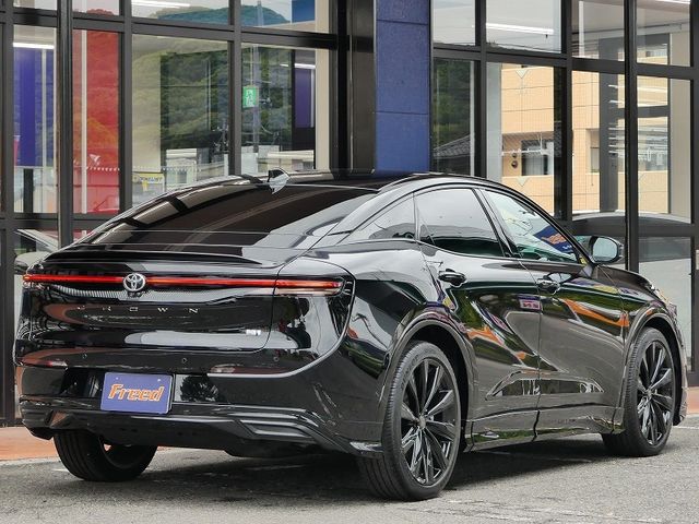 TOYOTA CROWN CROSSOVER 2023