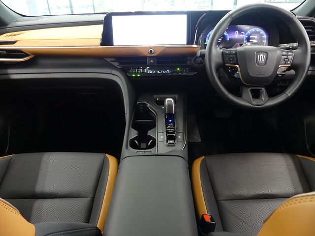 TOYOTA CROWN CROSSOVER 2023