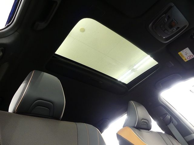 TOYOTA CROWN CROSSOVER 2023