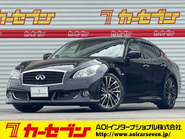 NISSAN FUGA 2013