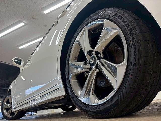 TOYOTA CROWN sedan hybrid 2019