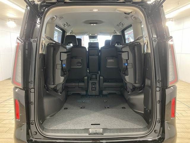 NISSAN SERENA  WG 4WD 2025