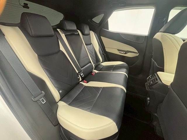 TOYOTA LEXUS NX350h 2023