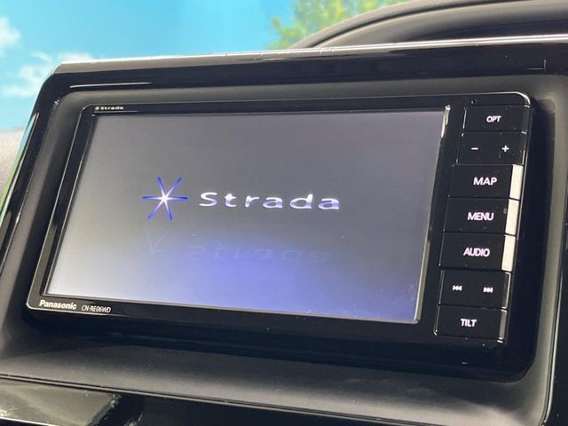 TOYOTA VOXY HYBRID 2016