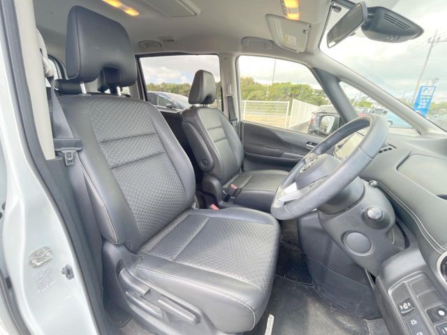 NISSAN SERENA  S-HYBRID 2019