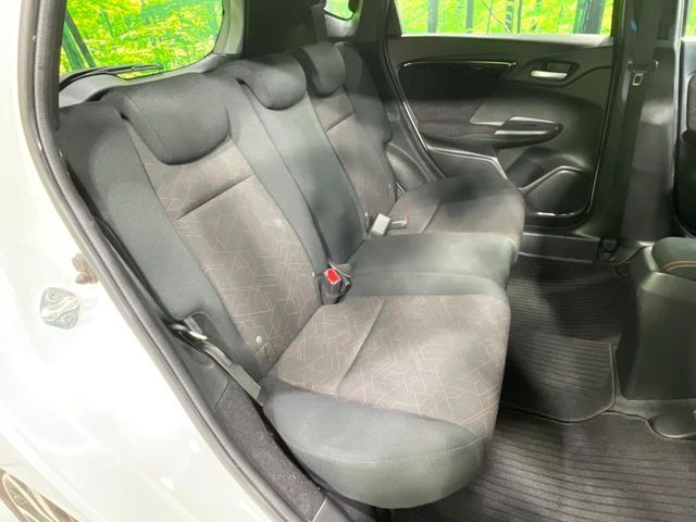 HONDA FIT HYBRID 2016