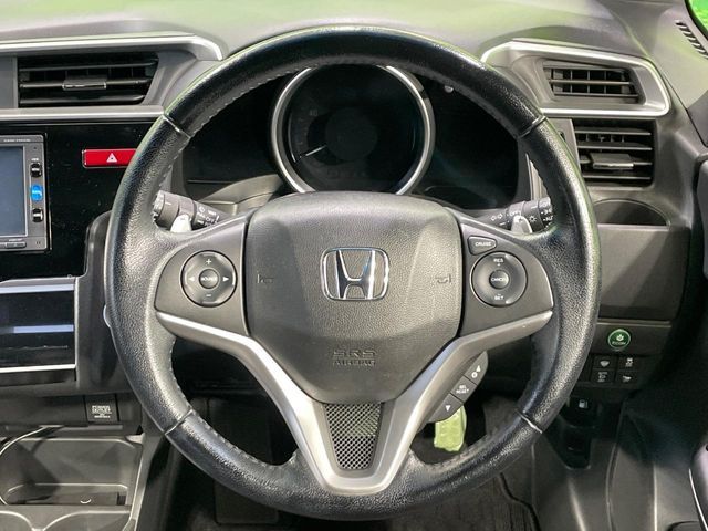 HONDA FIT HYBRID 2016