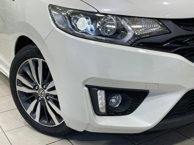 HONDA FIT HYBRID 2016