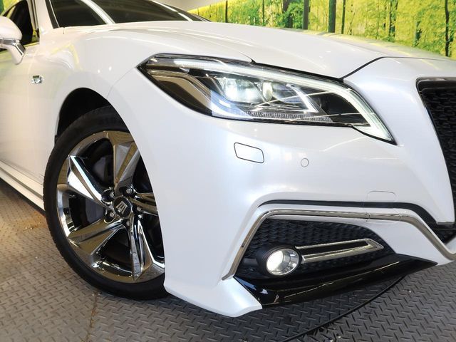 TOYOTA CROWN sedan hybrid 2020