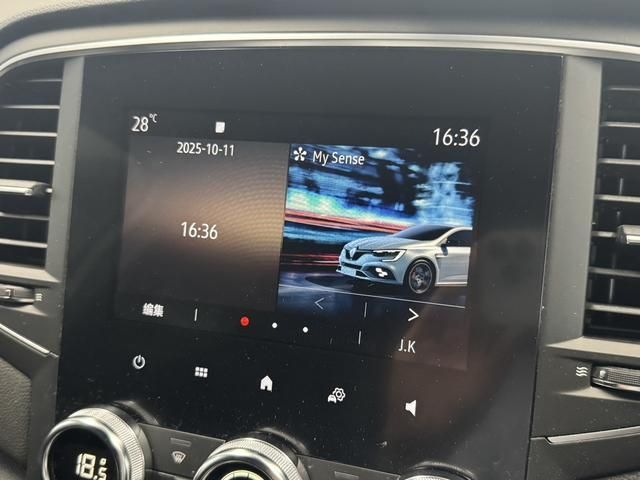 RENAULT RENAULT MEGANE hatchback 2023