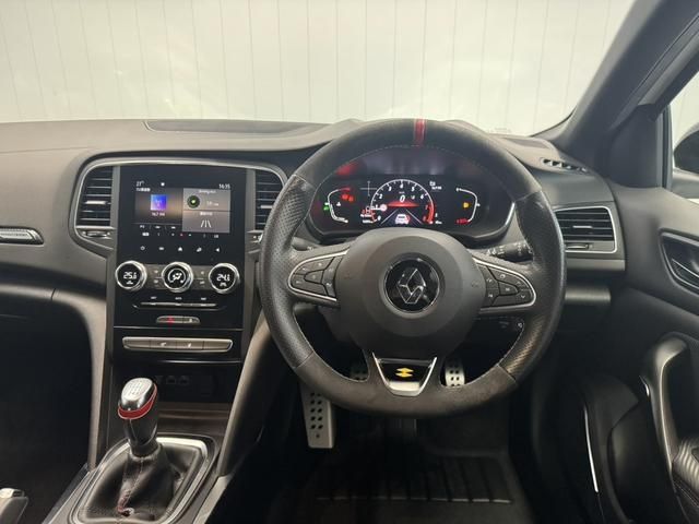 RENAULT RENAULT MEGANE hatchback 2023