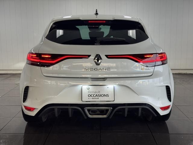 RENAULT RENAULT MEGANE hatchback 2023