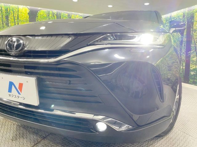 TOYOTA HARRIER 4WD 2020
