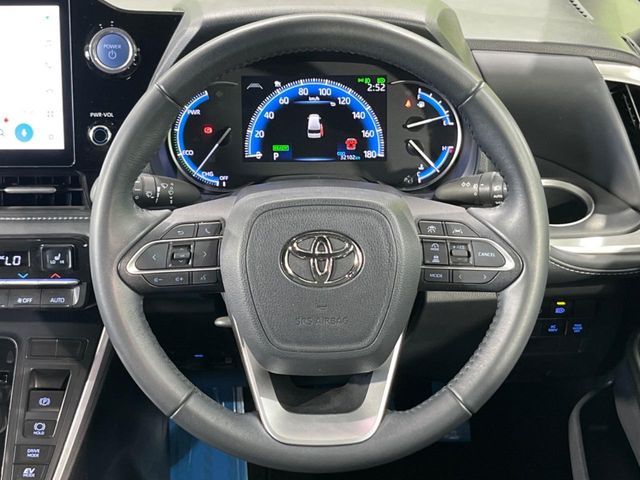 TOYOTA NOAH HYBRID 2023