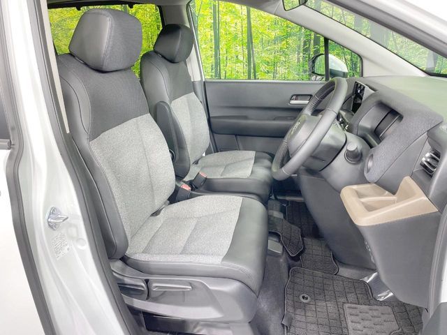 HONDA FREED e:HEV 2025