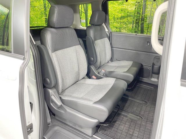 HONDA FREED e:HEV 2025