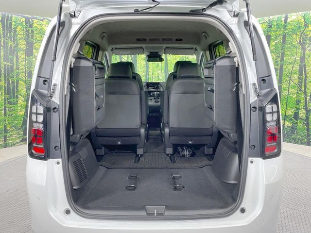 HONDA FREED e:HEV 2025