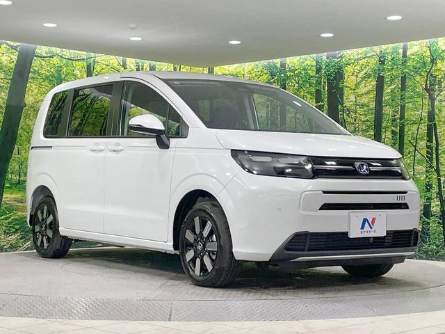 HONDA FREED e:HEV 2025