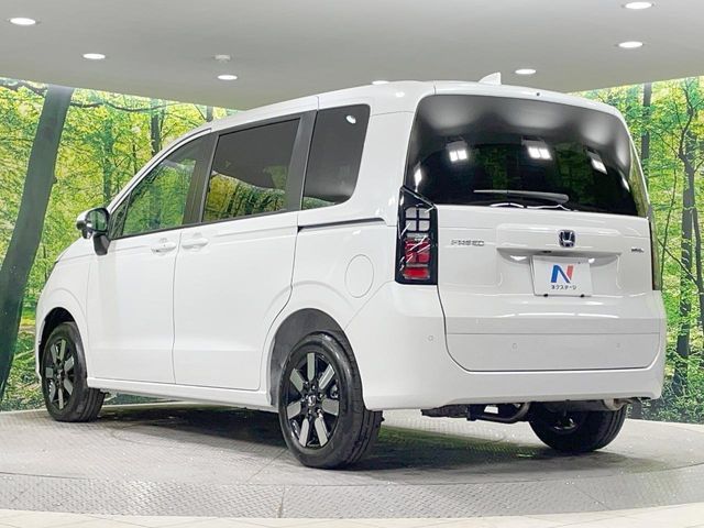 HONDA FREED e:HEV 2025