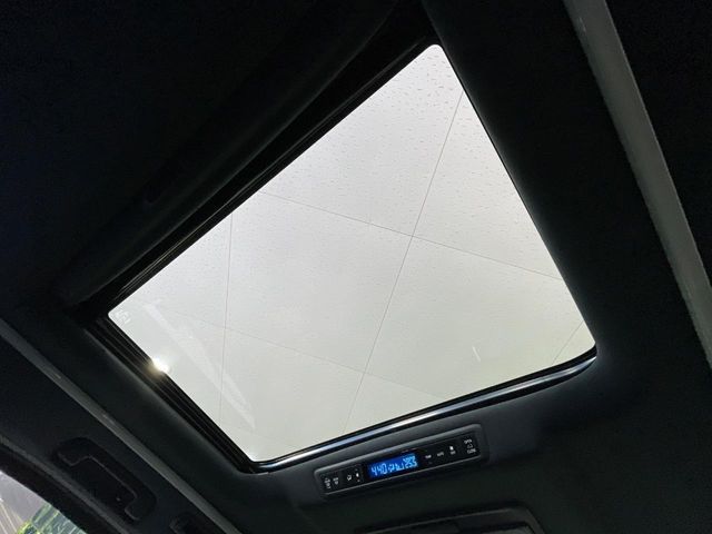 TOYOTA VELLFIRE 2016