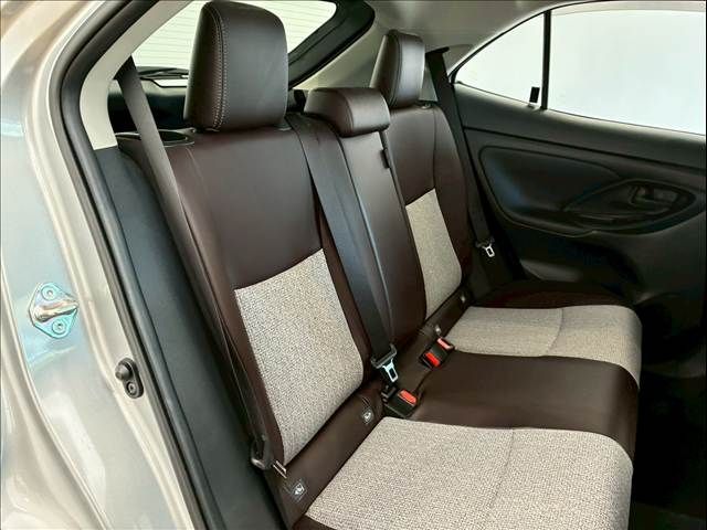 TOYOTA YARIS CROSS HYBRID 2021