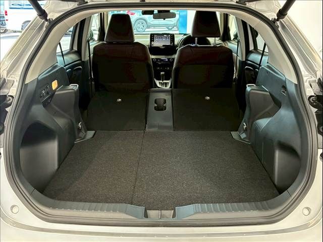 TOYOTA YARIS CROSS HYBRID 2021