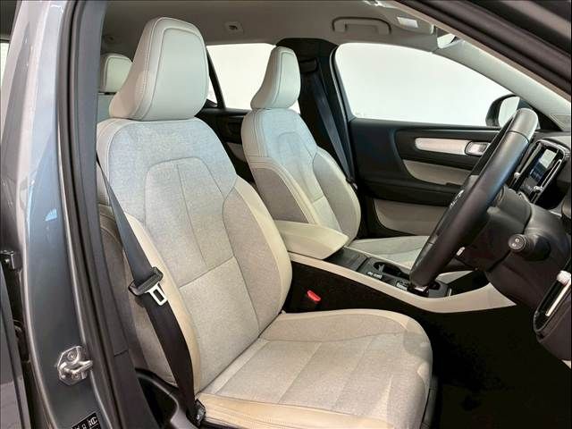 VOLVO VOLVO XC40 2018