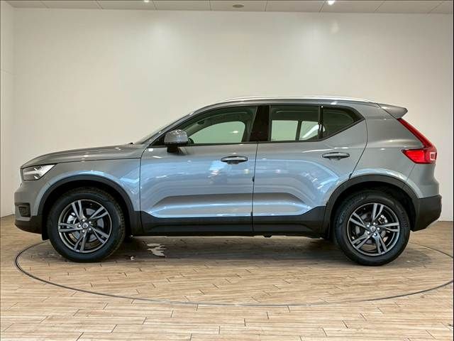 VOLVO VOLVO XC40 2018