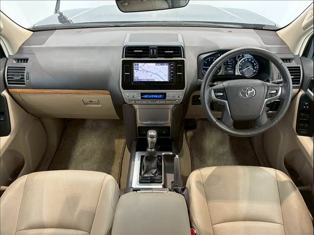 TOYOTA LANDCRUISER PRADO 2019