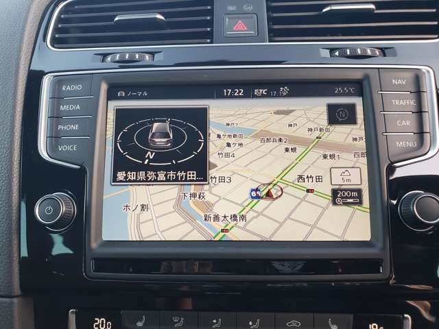 VOLKSWAGEN VOLKSWAGEN GOLF R VARIANT 2015