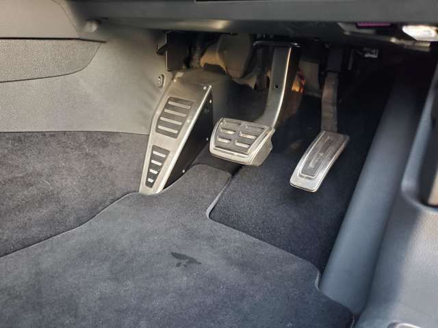 VOLKSWAGEN VOLKSWAGEN GOLF R VARIANT 2015