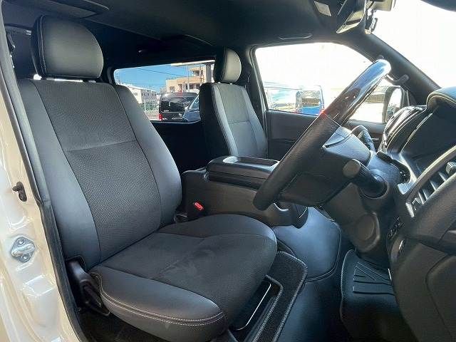 TOYOTA HIACE van 2WD 2022