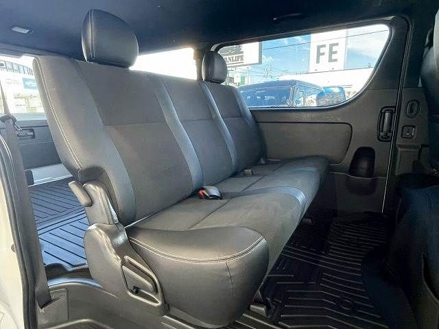 TOYOTA HIACE van 2WD 2022