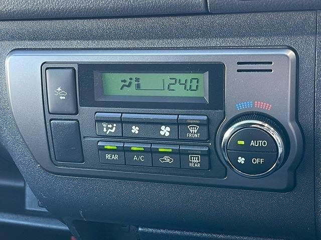 TOYOTA HIACE van 2WD 2022