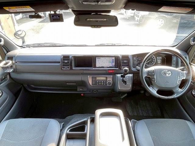 TOYOTA HIACE van 2WD 2022