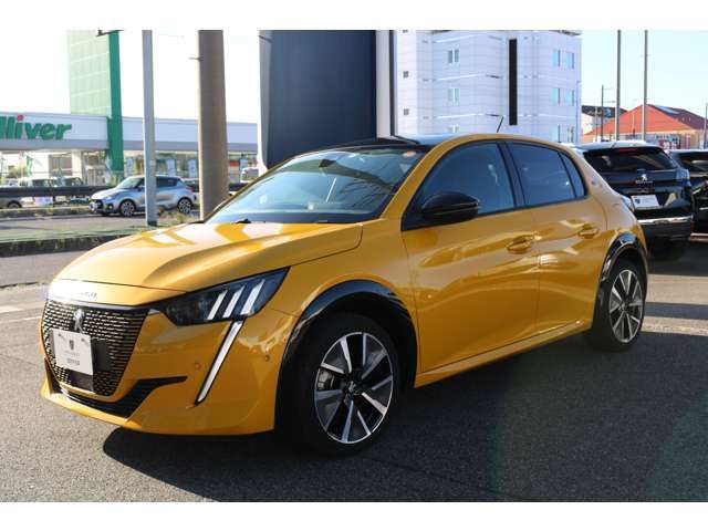 PEUGEOT PEUGEOT e-208 2022