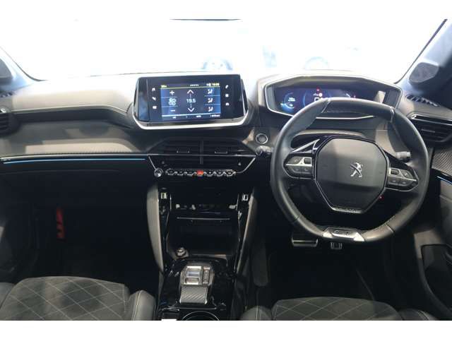 PEUGEOT PEUGEOT e-208 2022