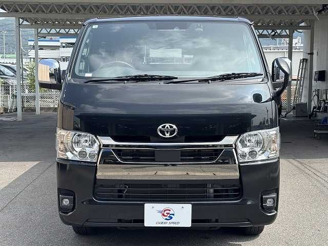 TOYOTA HIACE van 4WD 2023