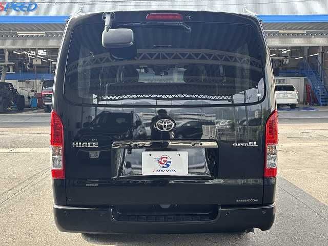 TOYOTA HIACE van 4WD 2023