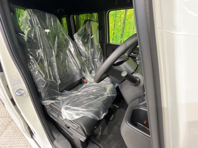 HONDA N BOX CUSTOM 2025