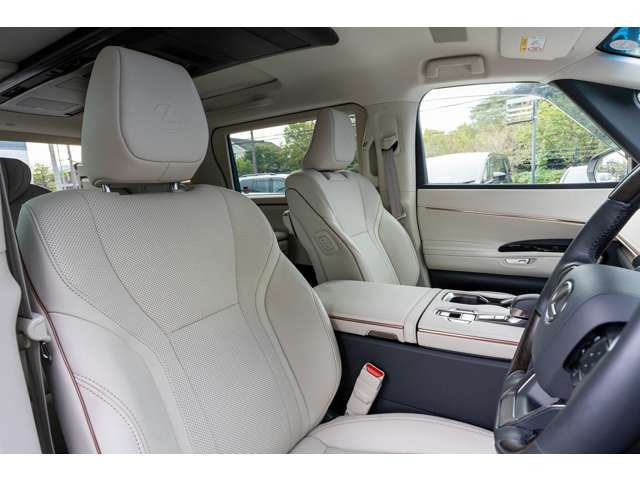 TOYOTA ???? LM500h 2024