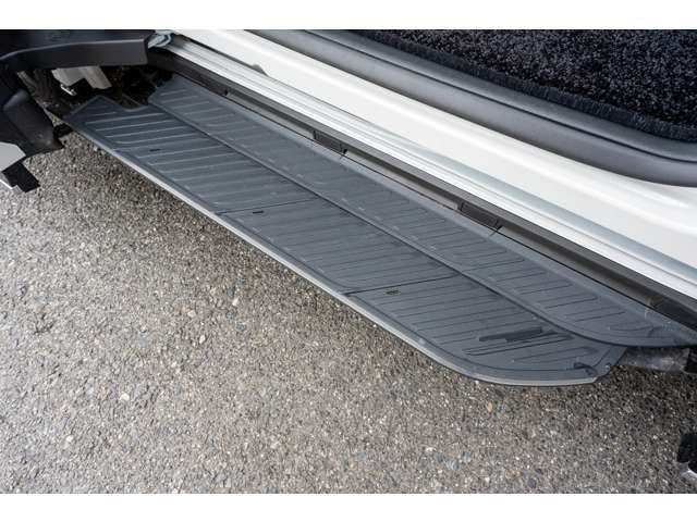 TOYOTA ???? LM500h 2024